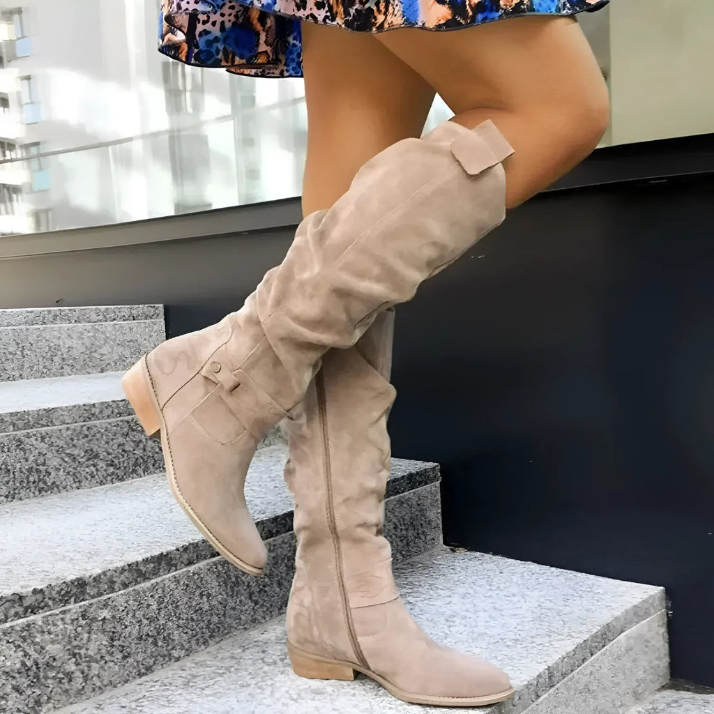 Eleganti stivali da donna in camoscio alti fino al ginocchio - Beige, Marrone, Verde, Nero - Vestibilità comoda