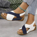 Sandali da donna con cinturino incrociato - Multicolore, comodi, a punta aperta, casual