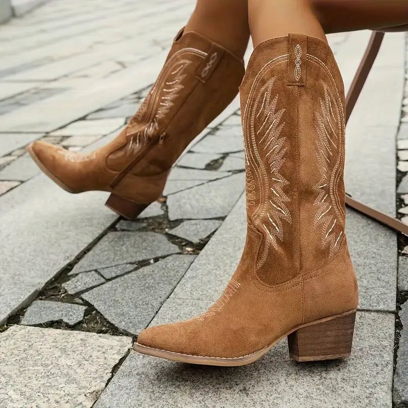 Stivali da cowboy western ricamati da donna - Pelle scamosciata, tacco a blocco, punta affusolata