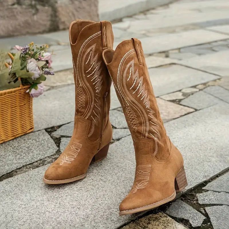 Stivali da cowboy western ricamati da donna - Pelle scamosciata, tacco a blocco, punta affusolata